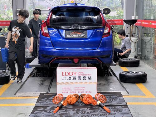 กรณี บริษัท ล่าสุดเกี่ยวกับ Honda Fit GK5 Upgraded with EDDY Sport Shock Absorber Kit