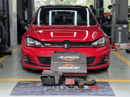 กรณี บริษัท ล่าสุดเกี่ยวกับ 2017 Volkswagen Golf 7 GTI Upgraded with EDDY Carbon Fiber Intake Box