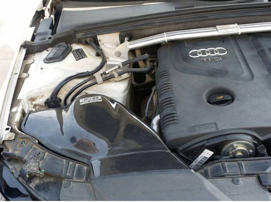 อัตราการทํางานของเครื่องยนต์ ชุดรับอากาศเย็นสําหรับ Audi A4 A5