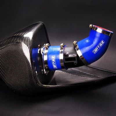 EDDY สายการแข่งขันที่ได้รับแรงบันดาลใจจากคาร์บอน ไฟเบอร์ Airbox สําหรับผลงานสุดยอดสําหรับ AUDI A4